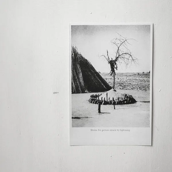M A R, 10AM. Mono