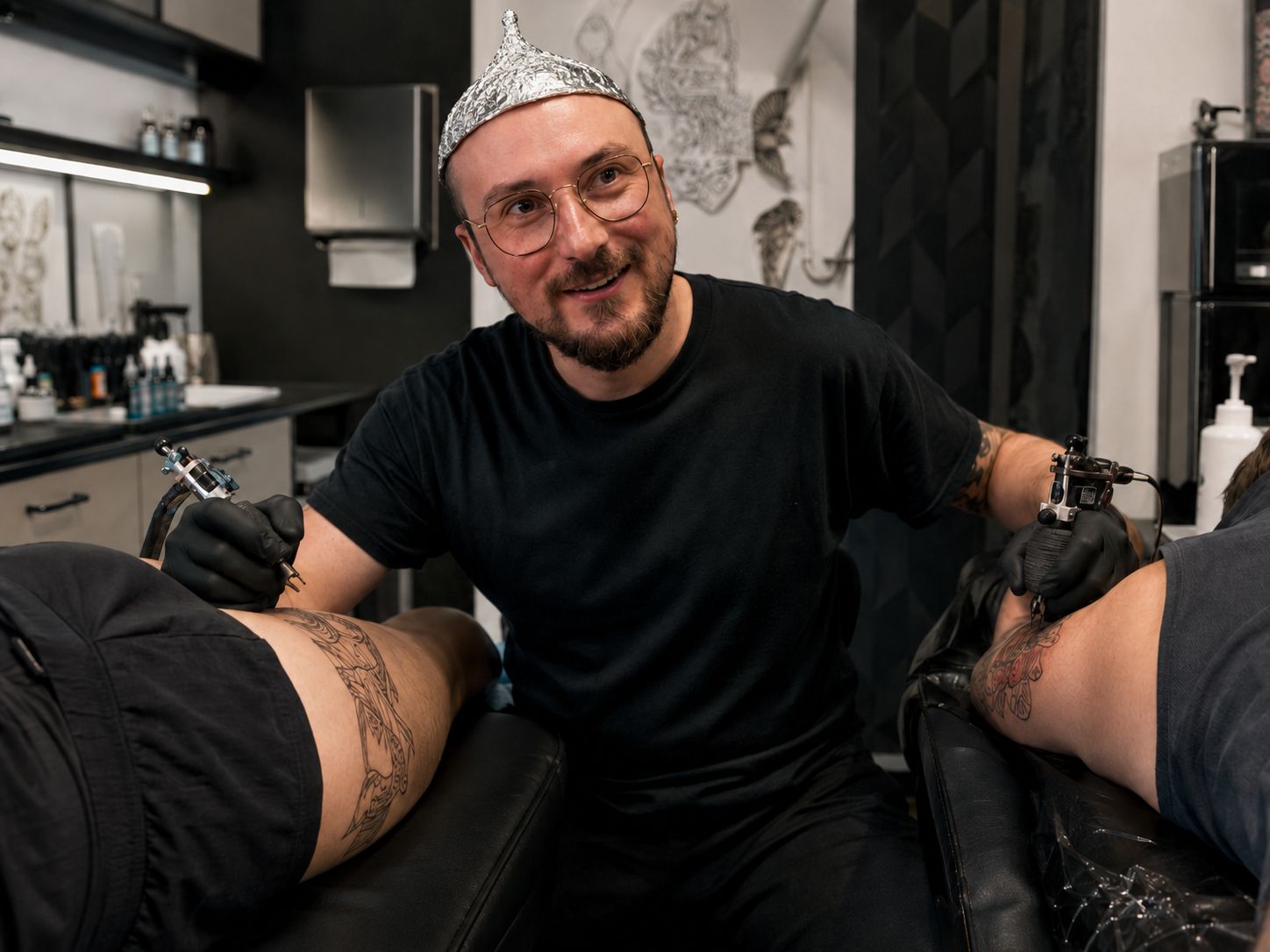 Séance de tatouage à l'atelier Les Mioches Tattoo, Toulouse