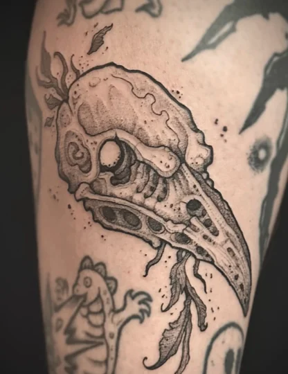 Tattoo cicatrisé IX — Surréalisme, sur la peau