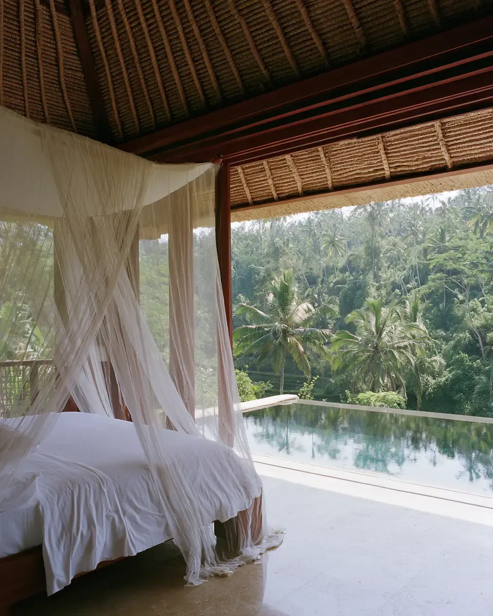 Une villa ouverte sur la jungle