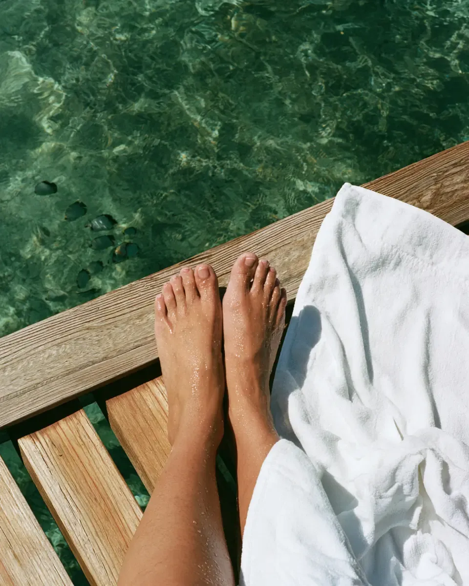 Les pieds dans l’eau, depuis le ponton
