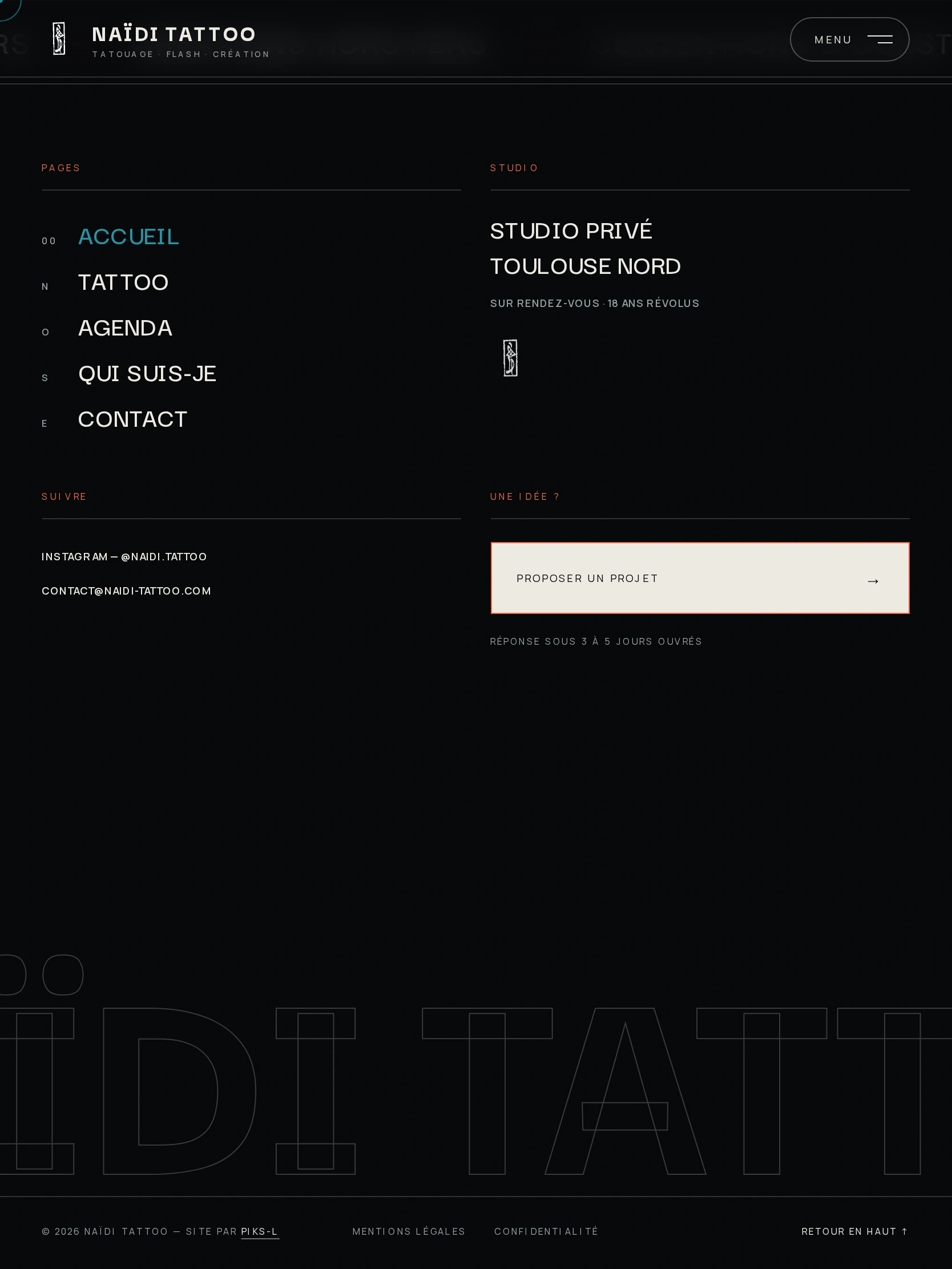 Naïdi Tattoo — Pied de page (tablette)